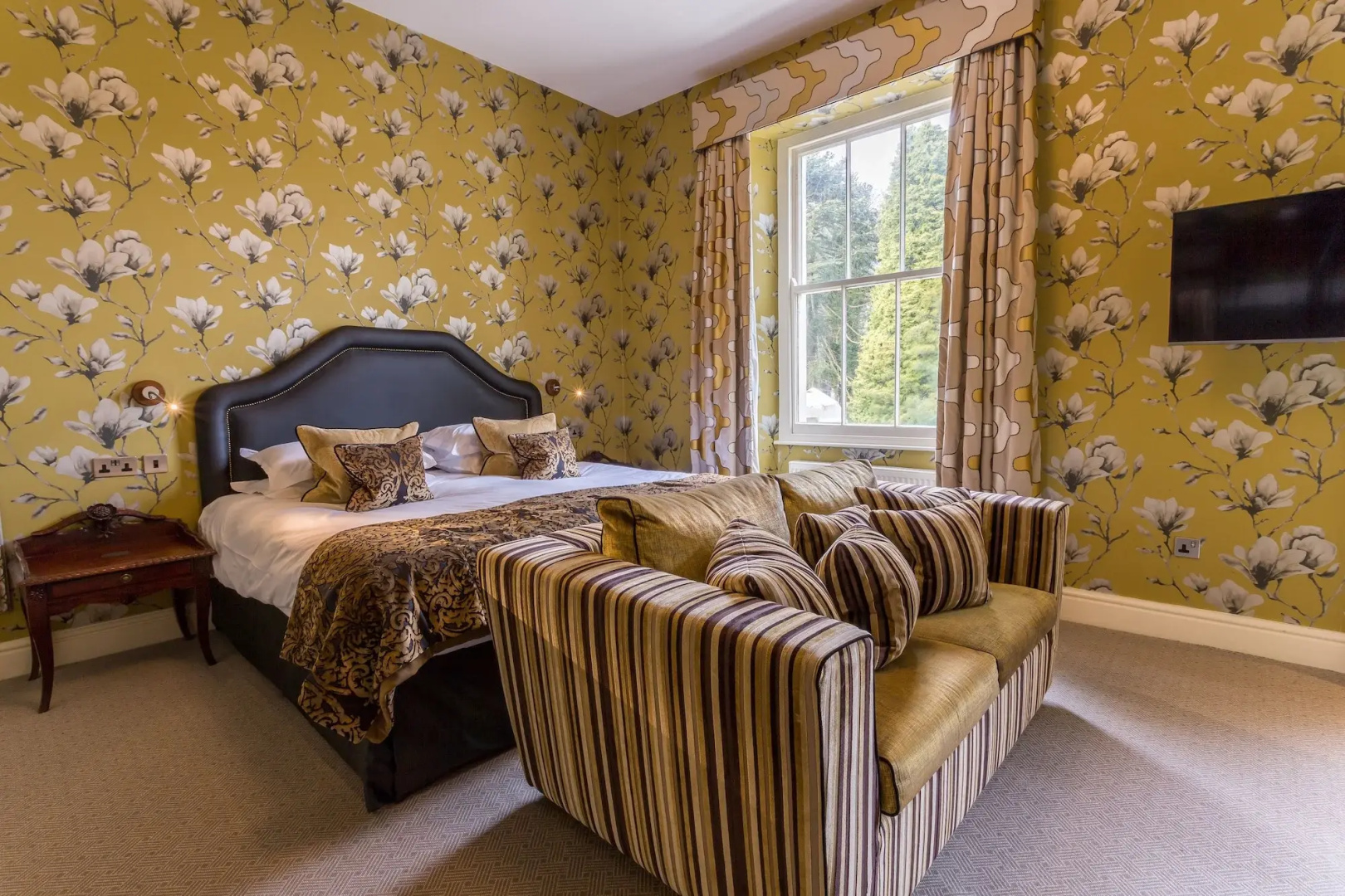 Storrs Hall Hotel