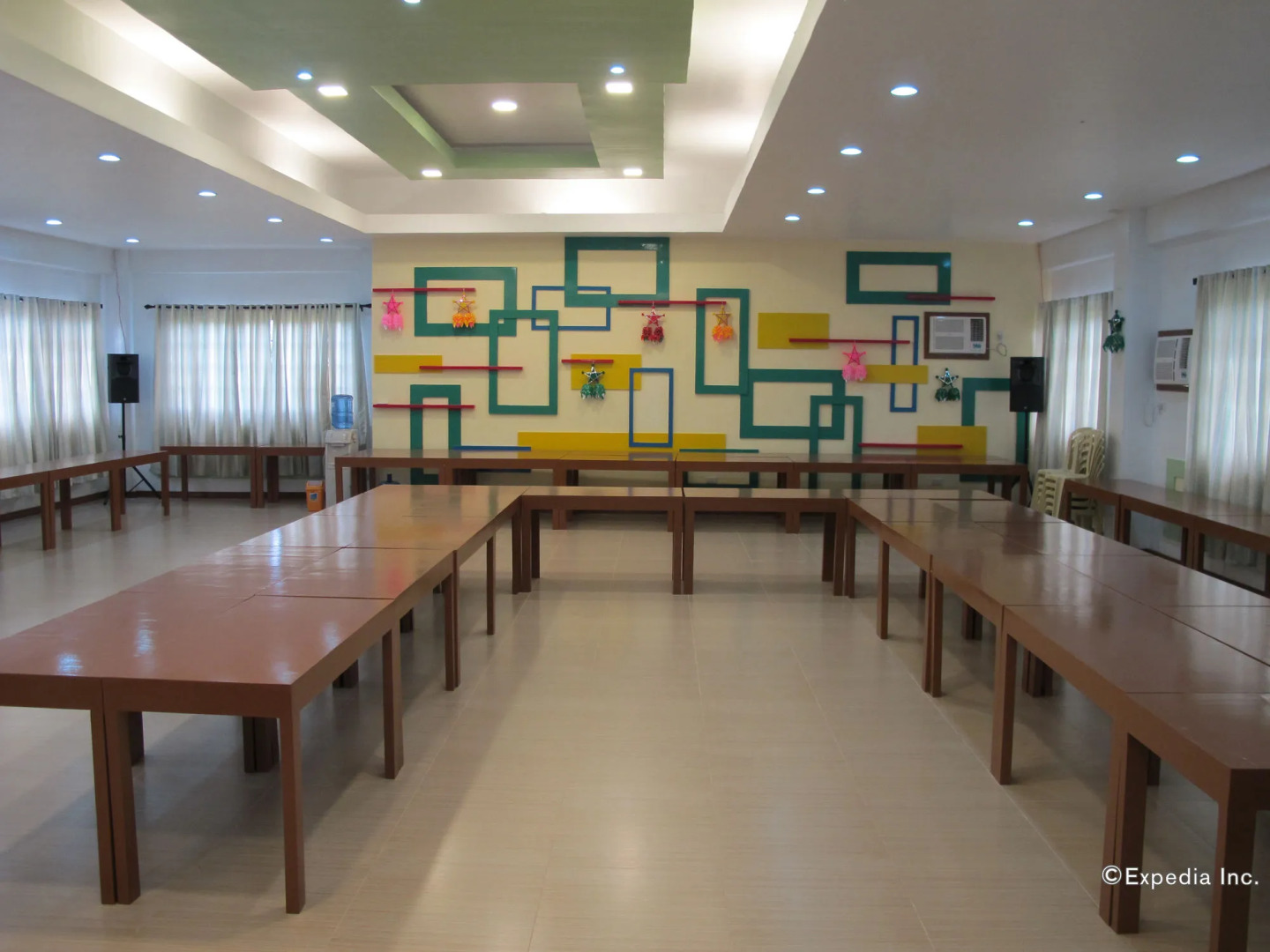 Sea Jewel Beach Resort Puerto Galera