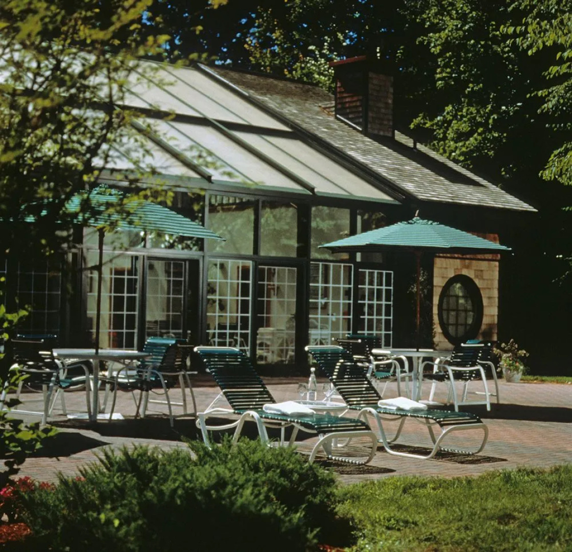 Chateau Merrimack Resort & Spa