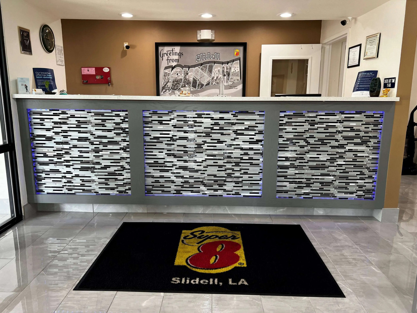 Super 8 by Wyndham Slidell