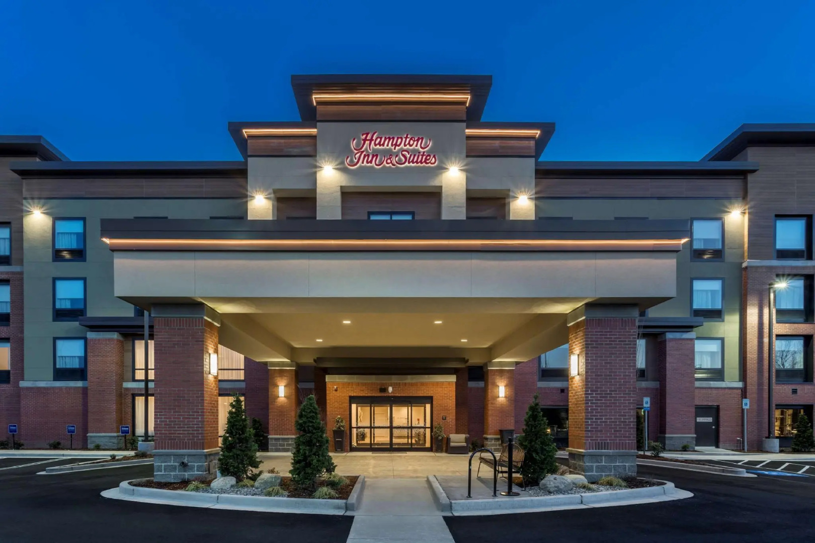 Hampton Inn & Suites-Seattle Woodinville WA