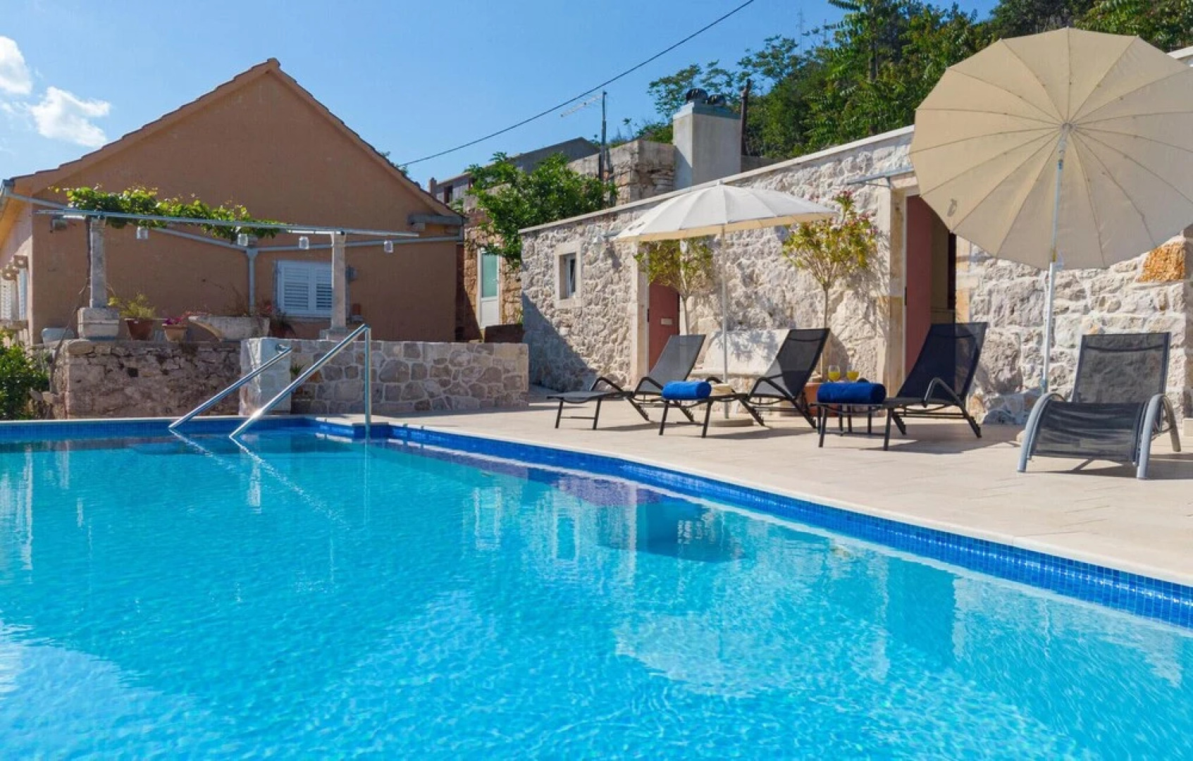 Beautiful Home in Mokalo With Wifi and 2 Bedrooms