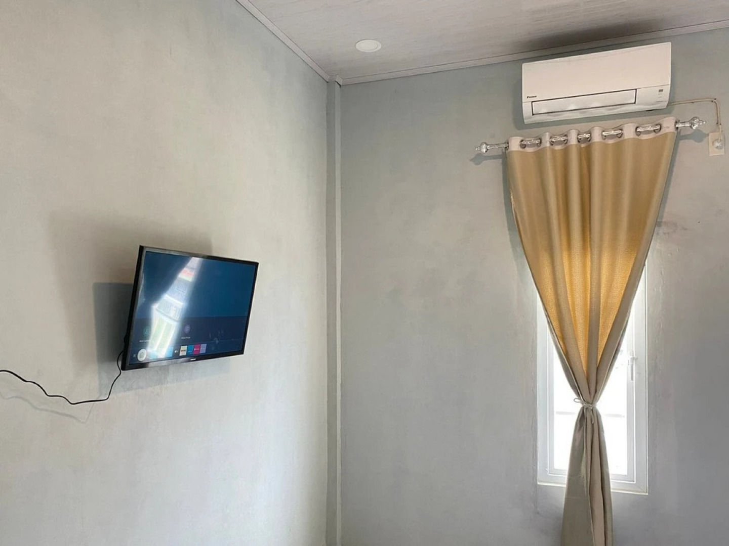 RedDoorz Syariah near Kantor Bupati Pantai Pandan