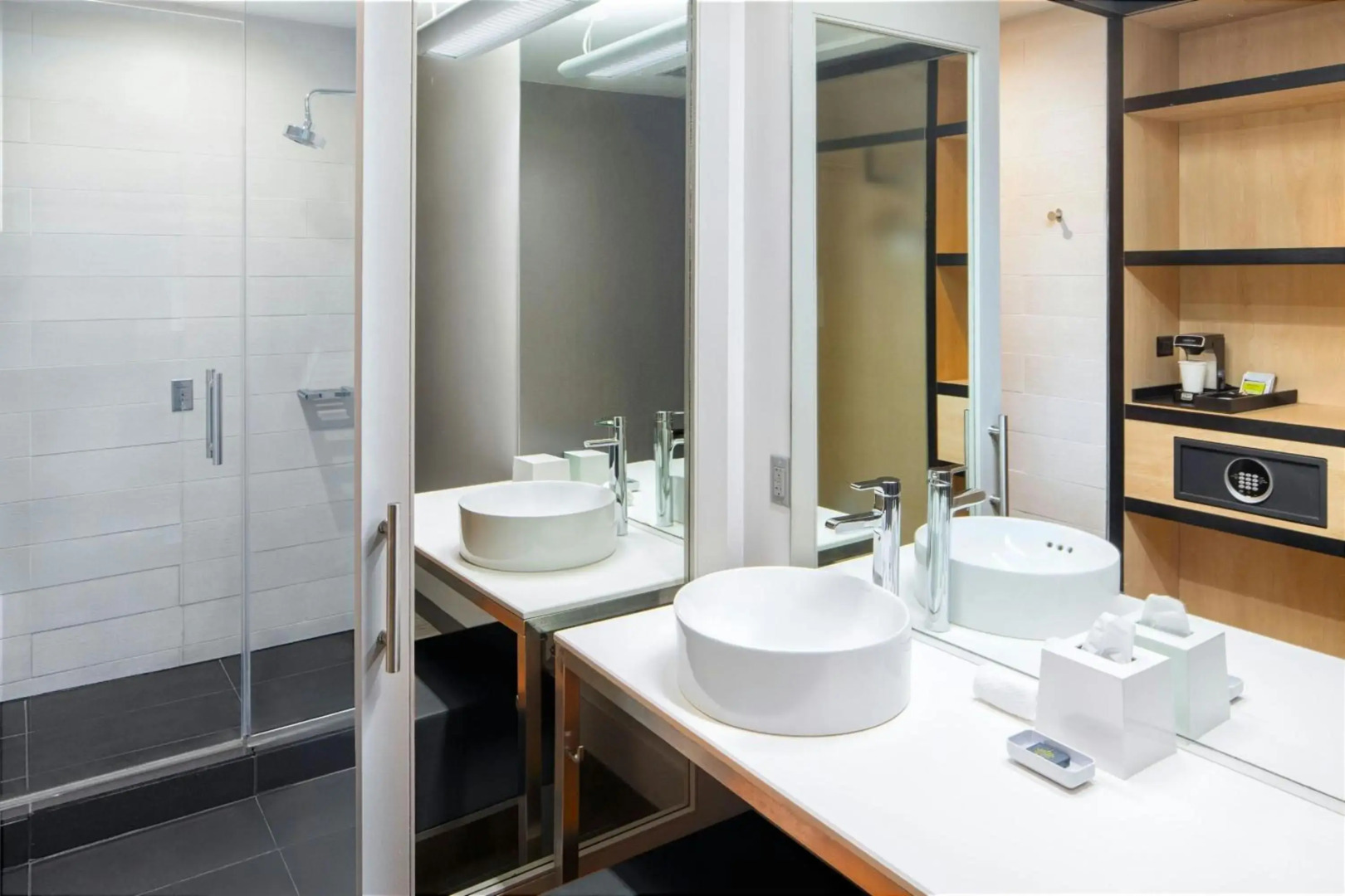 Aloft Tampa Downtown