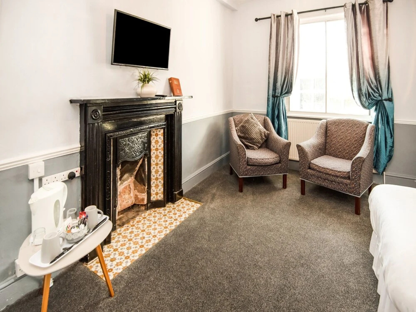 Hardwicke Arms Hotel