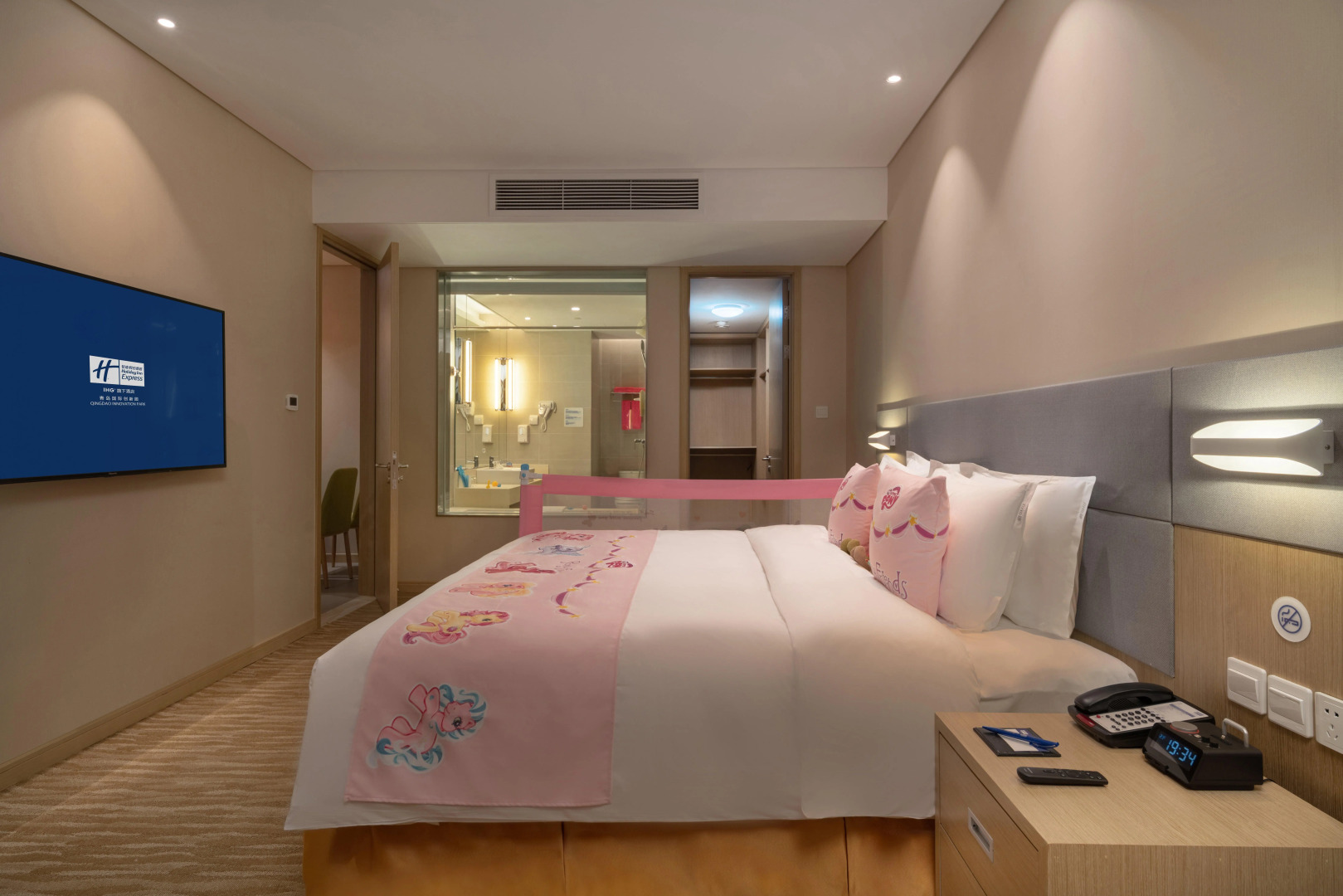 Holiday Inn Express Qingdao Innovation Park by IHG