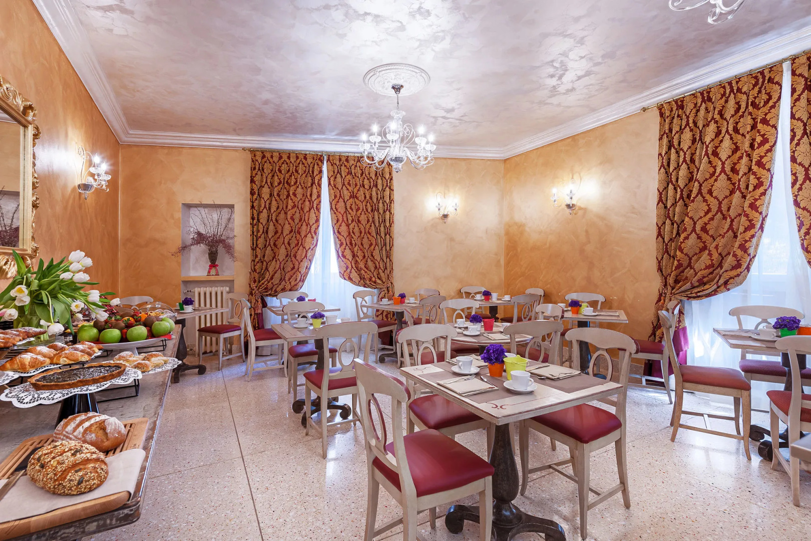 Relais Empire