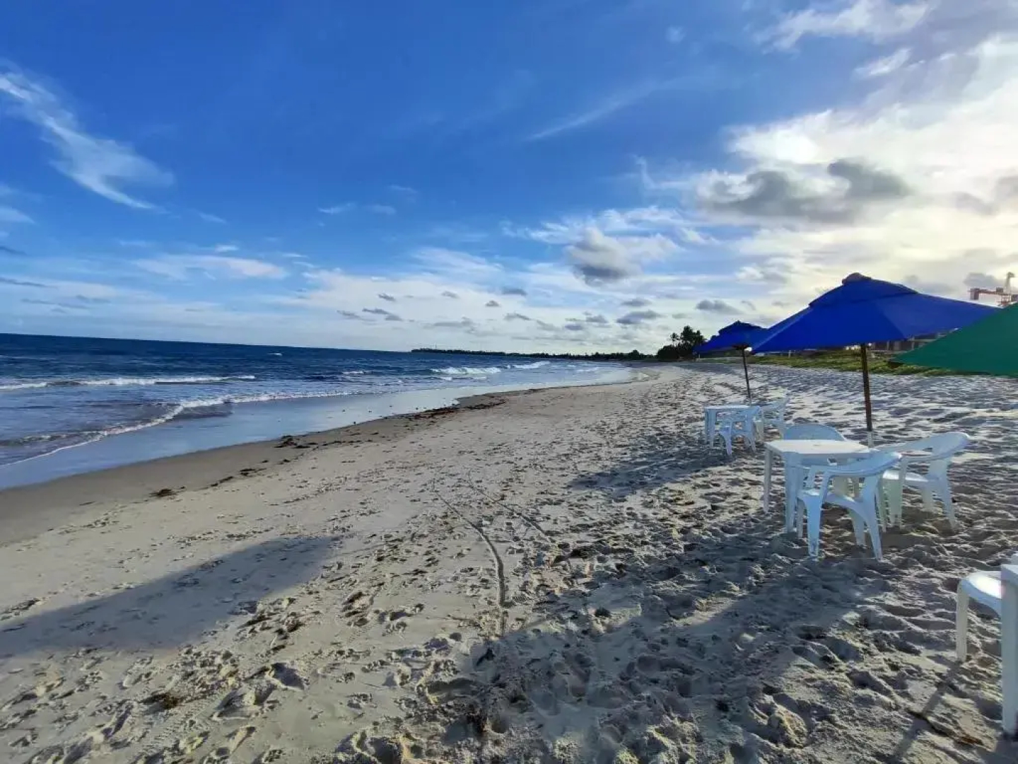 Carneiros Beach Resort
