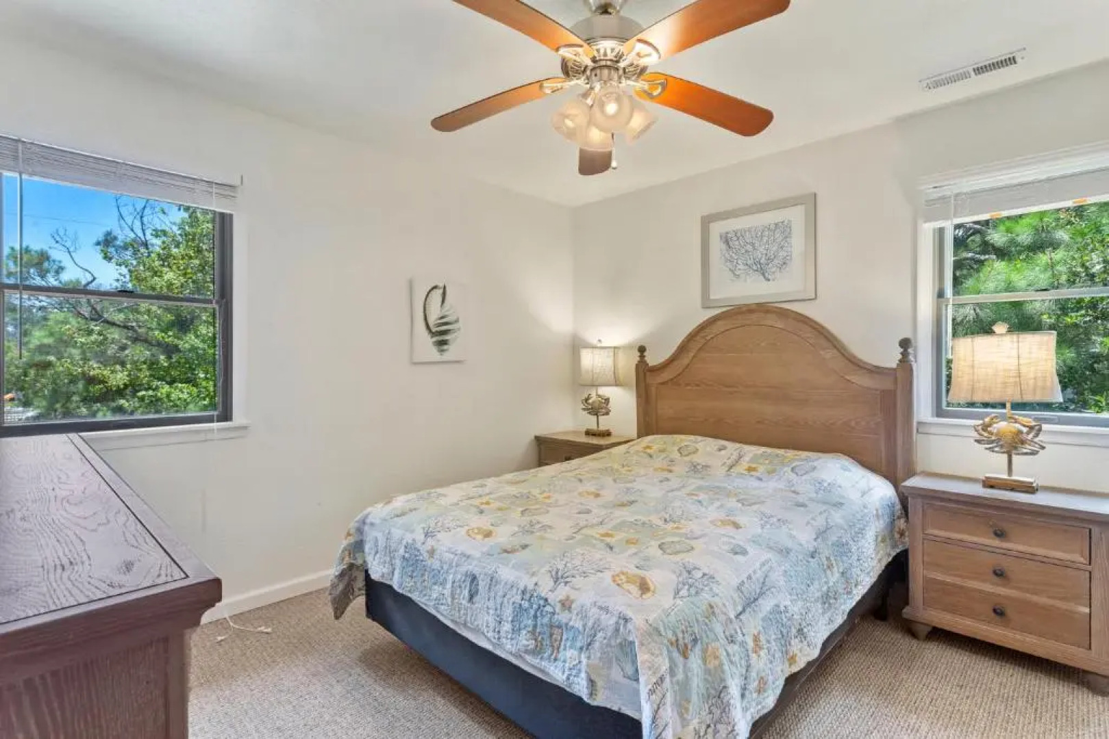 1100 - La Maison De Geezer