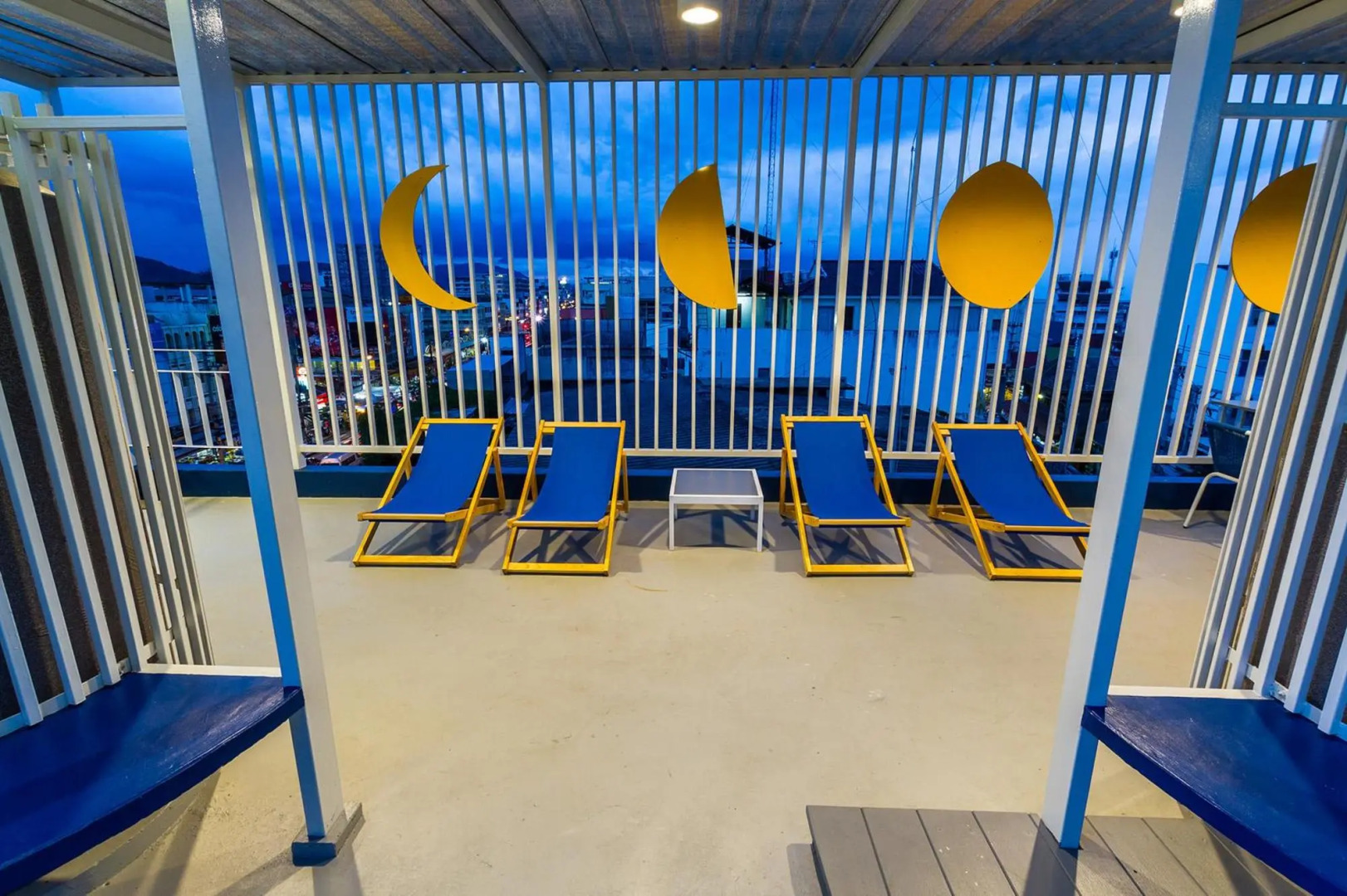 The Moon Hostel Hua Hin