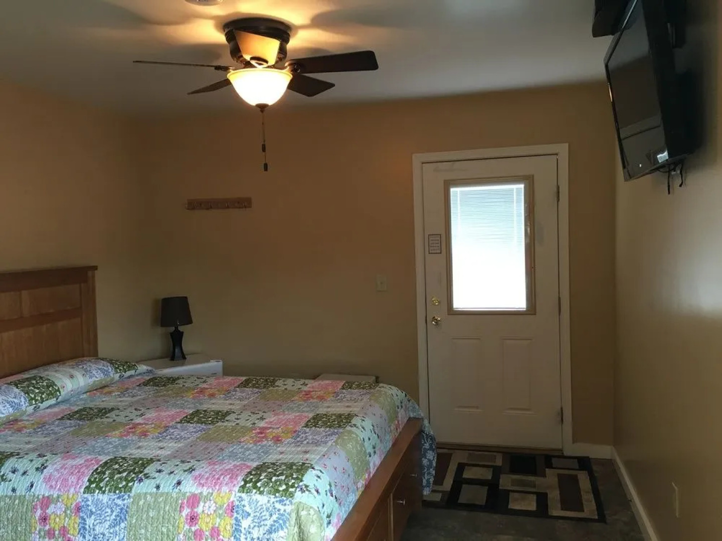 Old Town Copper Center Inn & Restaurant