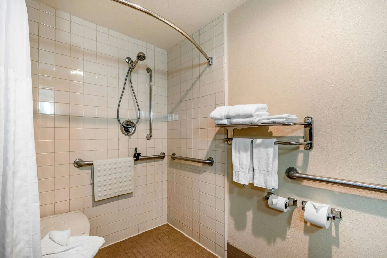 Comfort Inn & Suites Sacramento - University Area