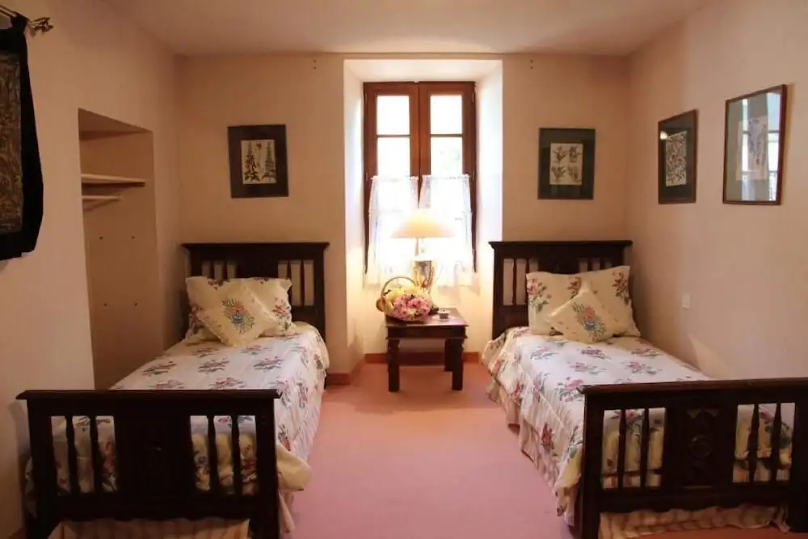 The Gardener's Cottage-Chateau Le Mur