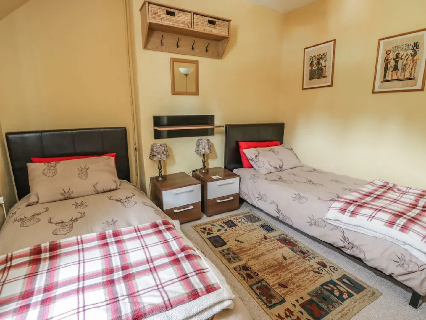 Crinan Canal Cottage