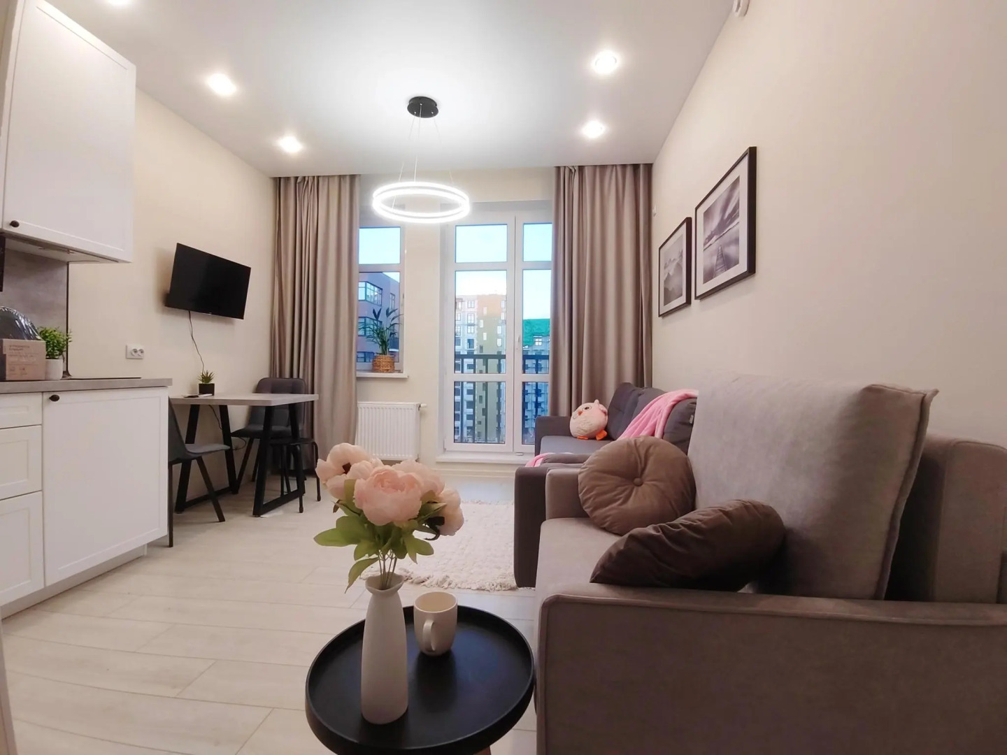 Атмосфера на улице Городской Вал