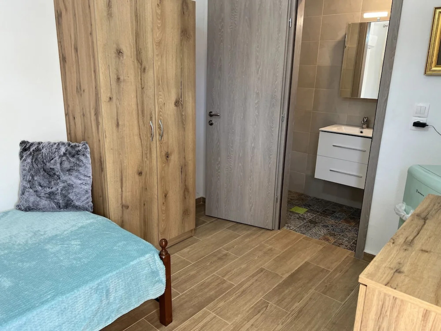 Ecological Studio Flat in Kalyvia Thorikou, Greece