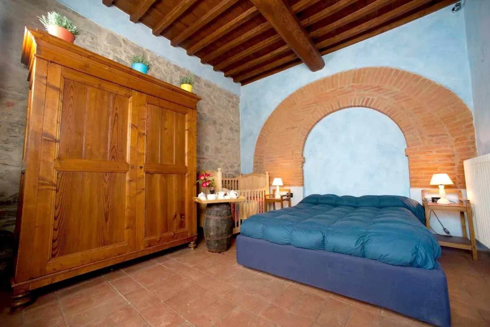 Apartment with One Bedroom in Castelfranco Piandiscò, with Shared Pool