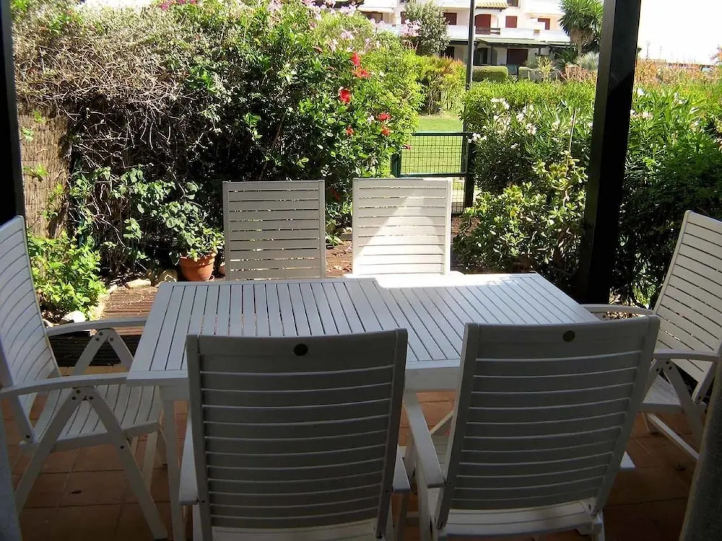 VenAVera C10A - Ground floor Garden 3Bedrooms/2Baths Beachfront, WIFI