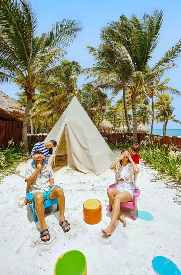 Family Selection At Grand Palladium Kantenah Resort & Spa - All Inclusive