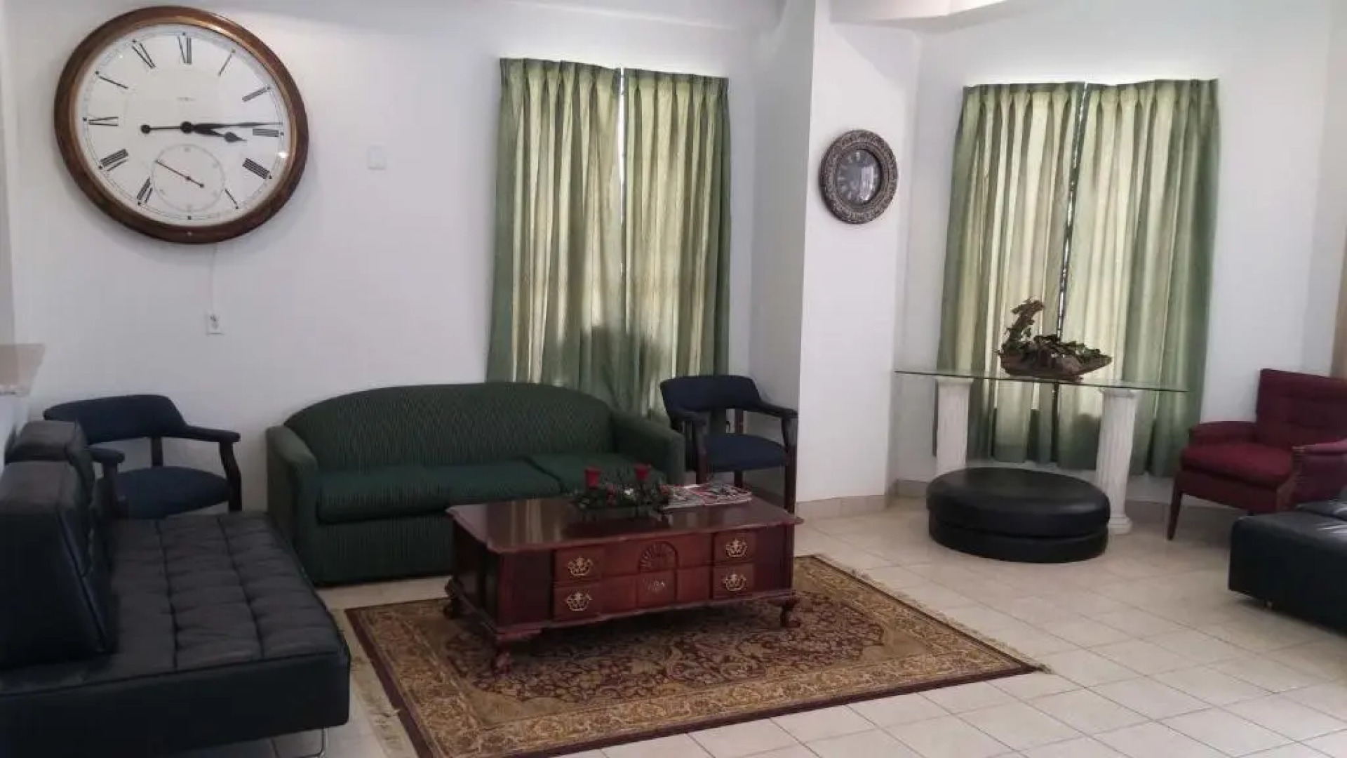 Country Regency Inn & Suites