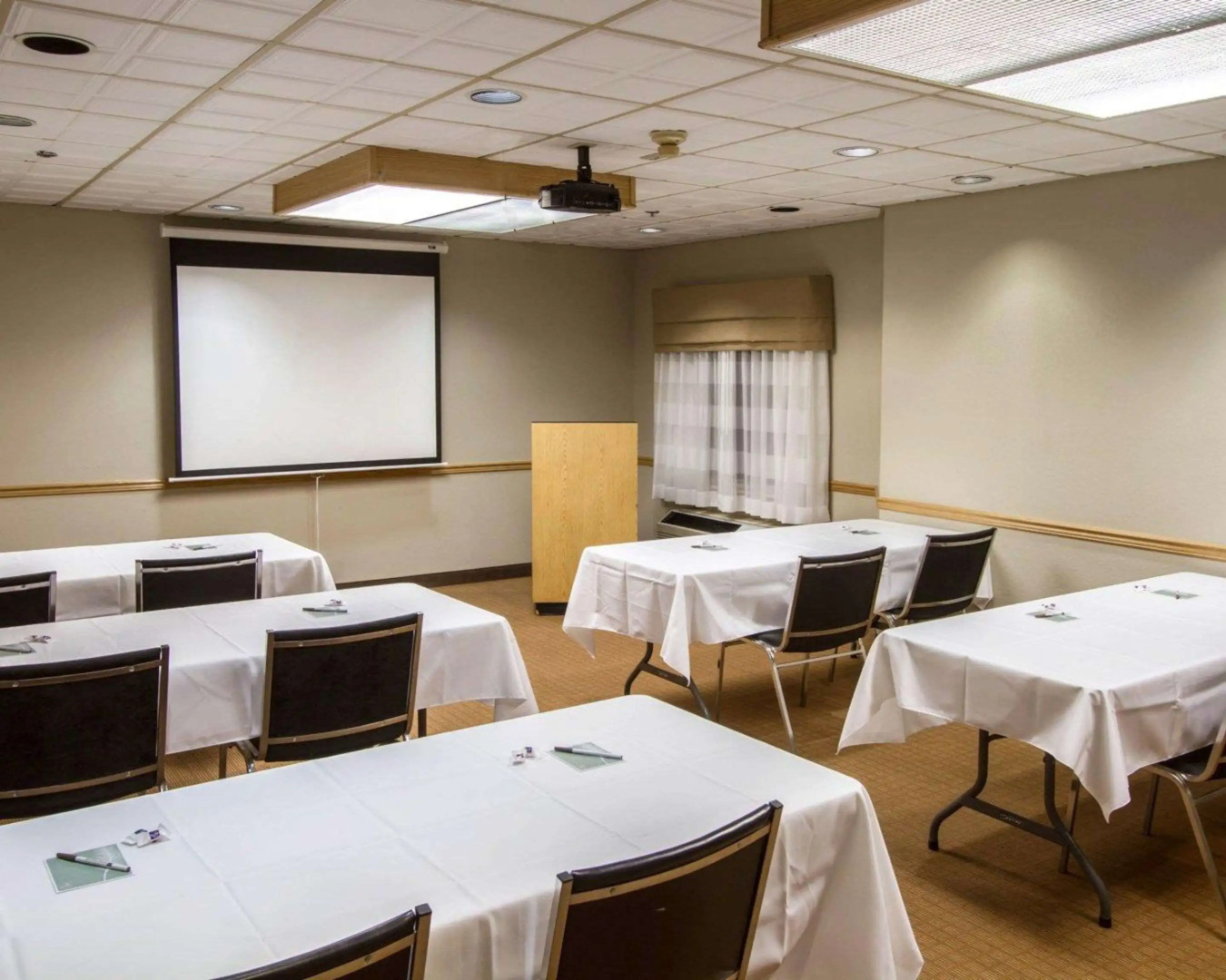 Sleep Inn & Suites Buffalo Airport