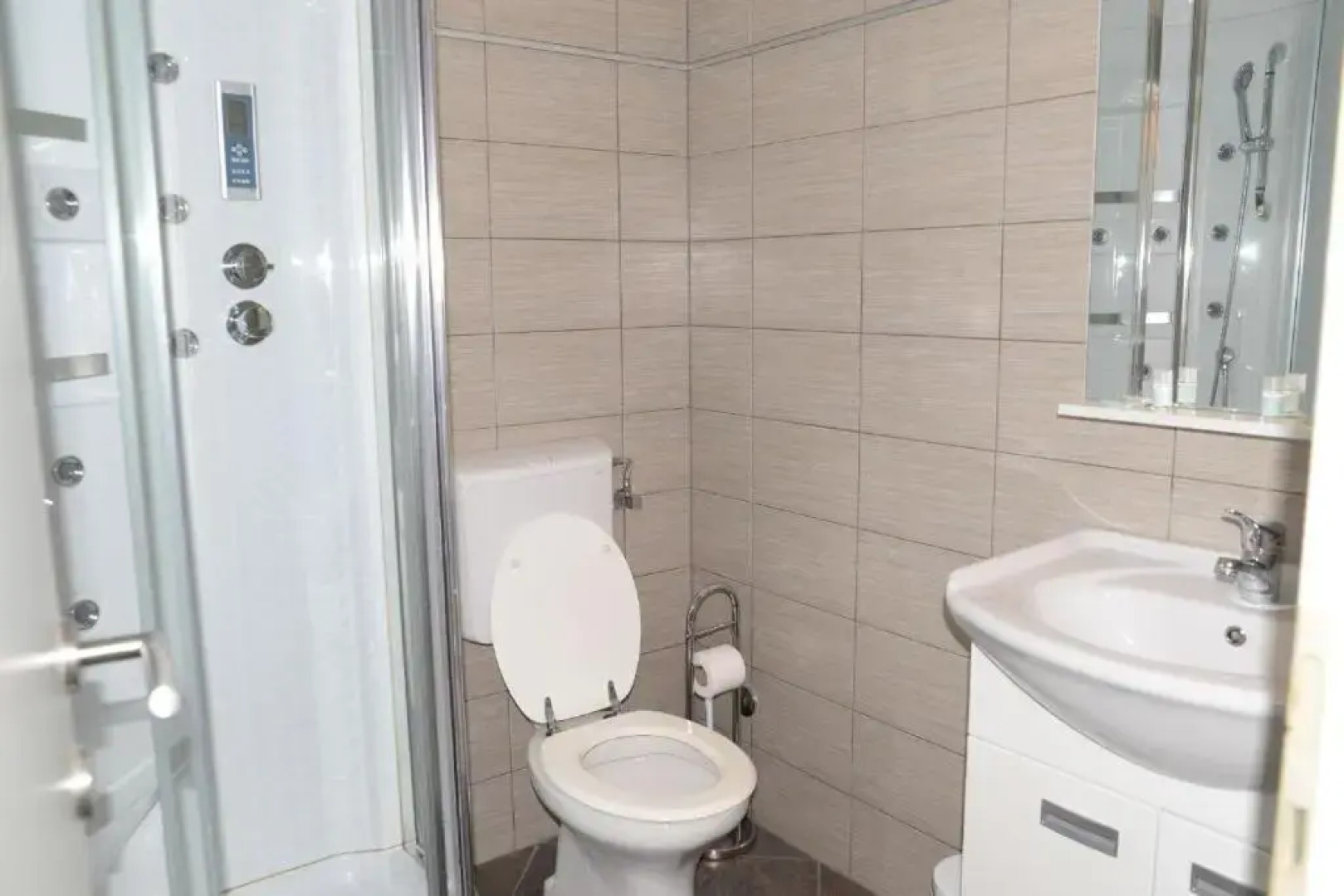 San Lorenzo Apartments