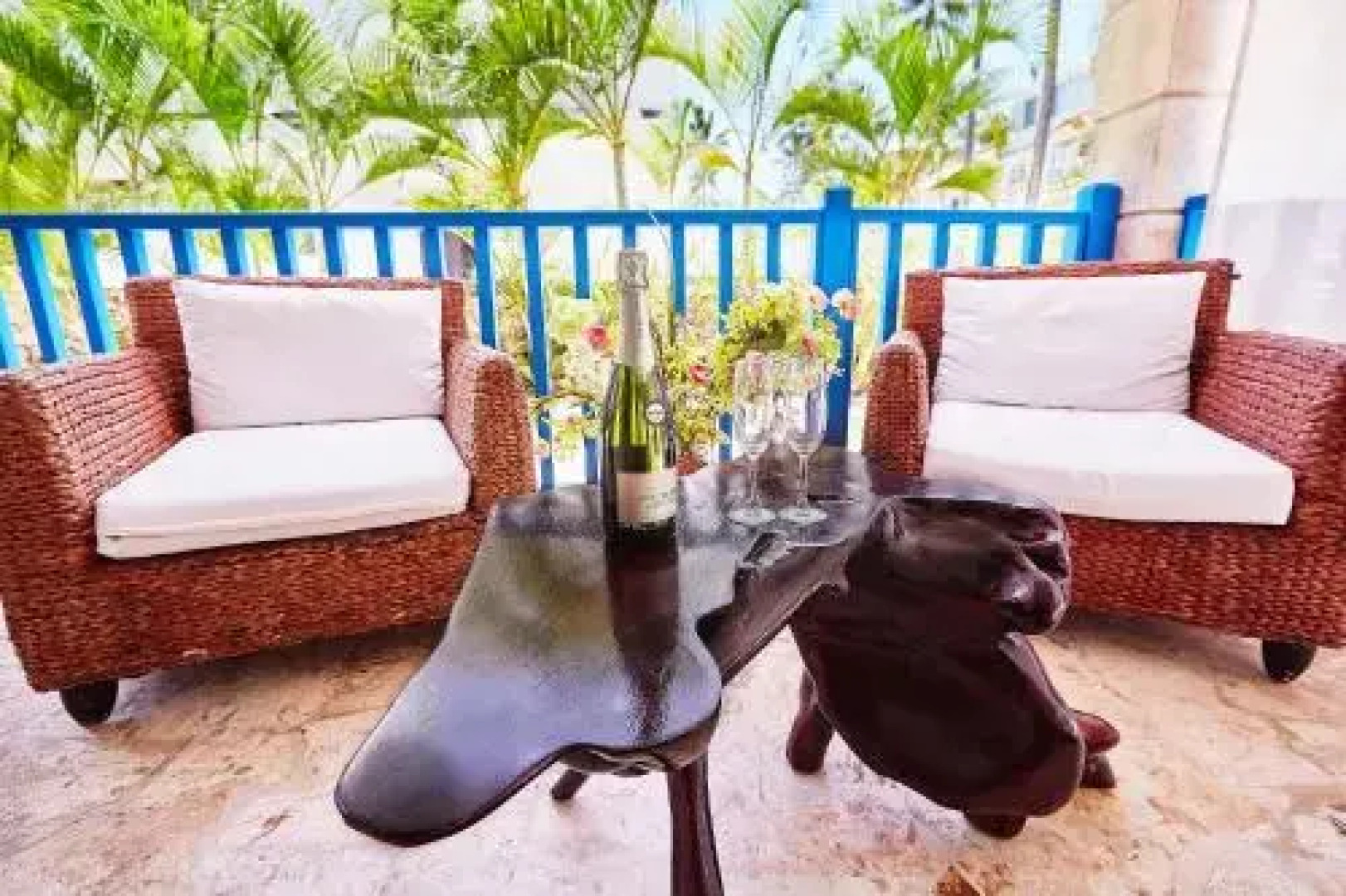 Beach House Piña Colada Ocean View