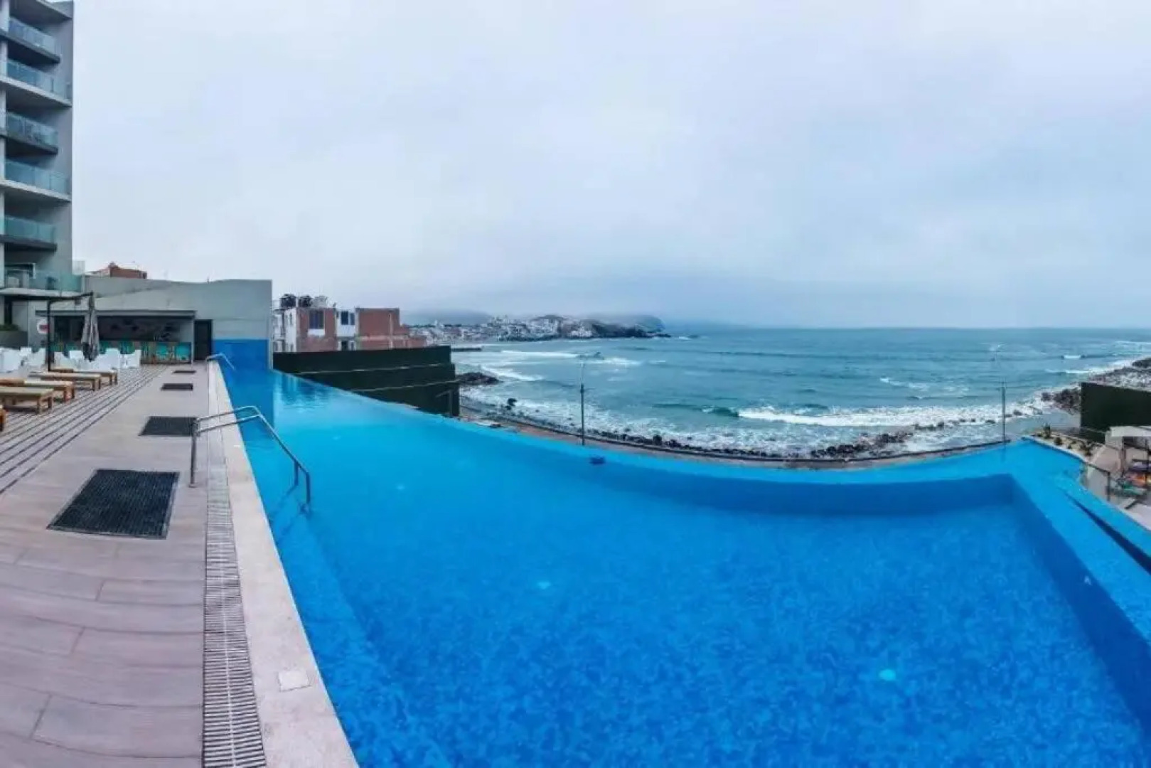 Hermoso apartamento en Ocean Reef San Bartolo, con acceso piscina y área sociales!