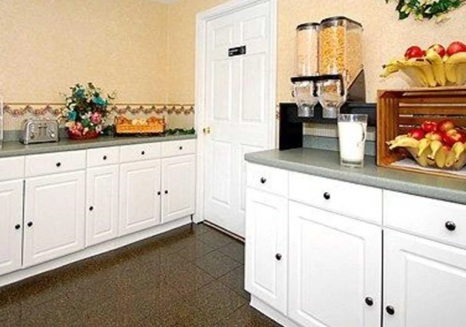 Econo Lodge Chicopee