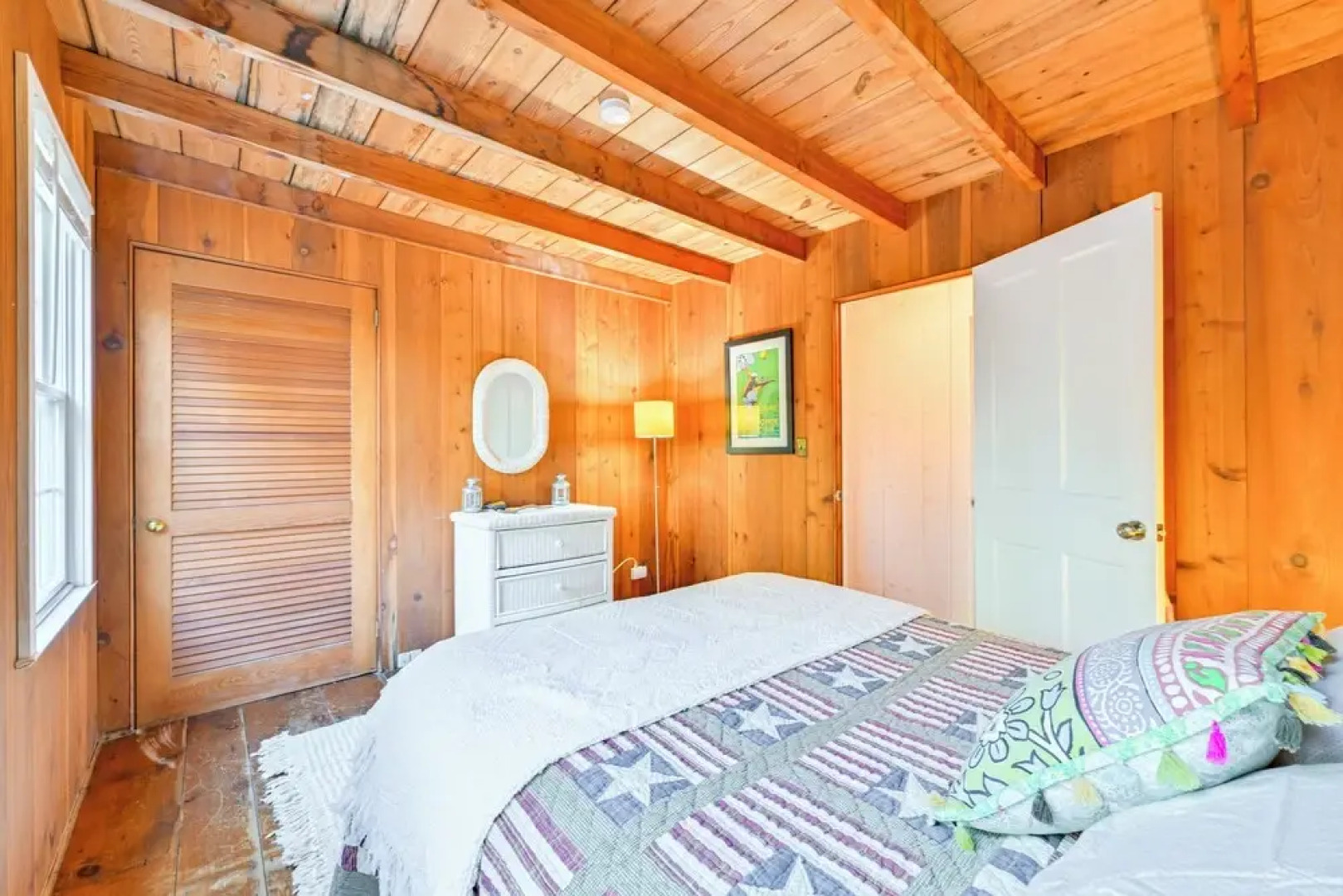 Walk to Amagansett Beach: Cottage w/ Deck!