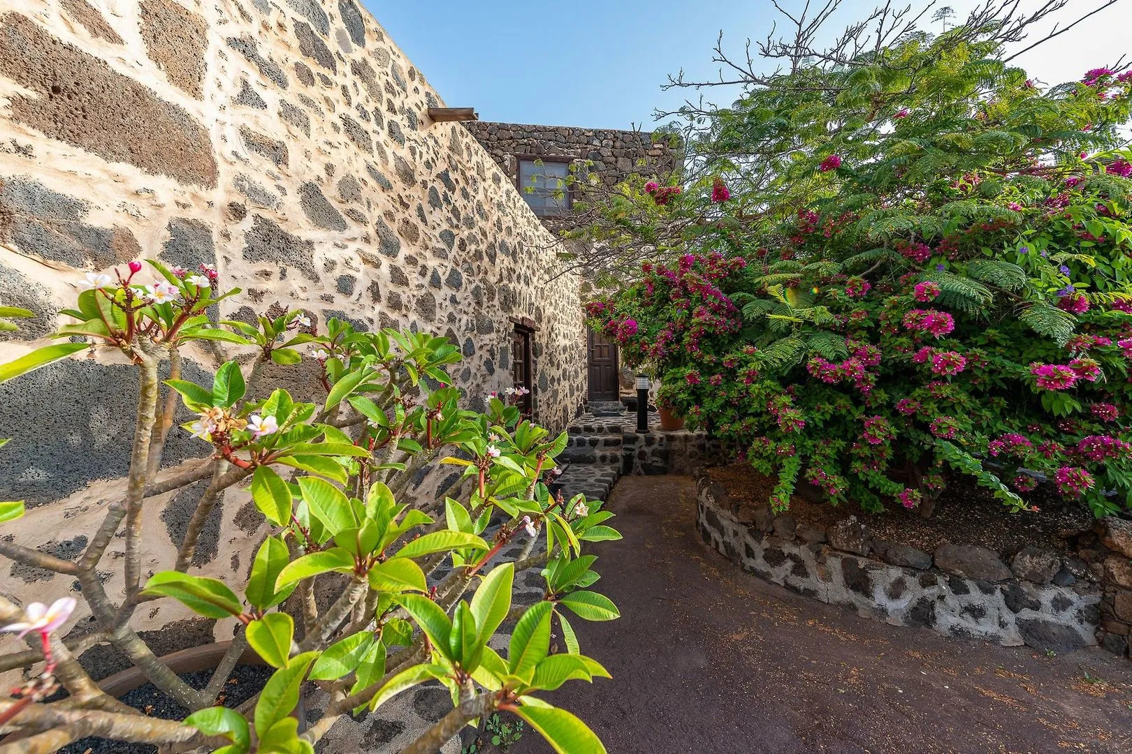 Hotel Rural Restaurante Mahoh