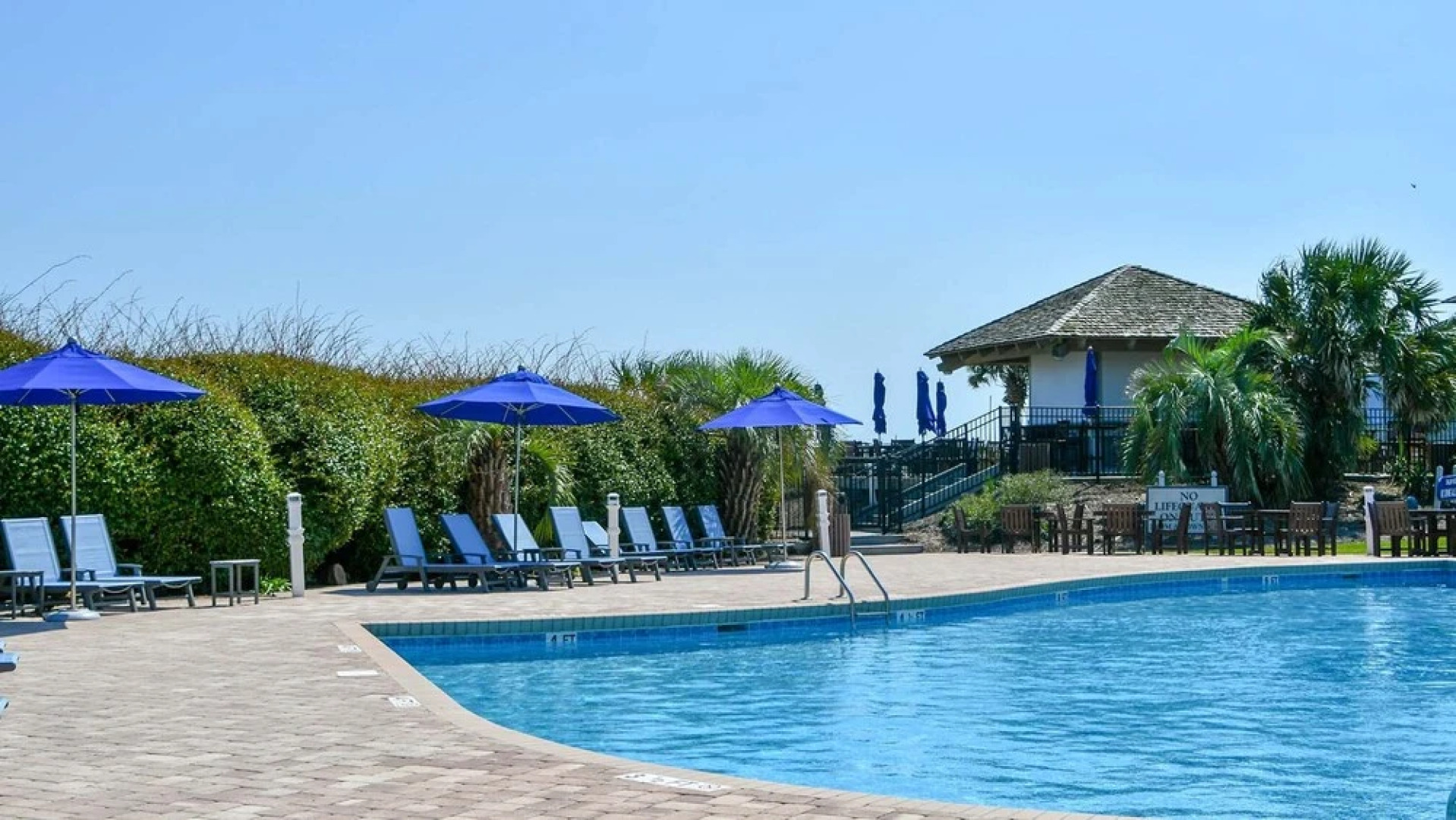 Beach Retreat by Peace Vacations