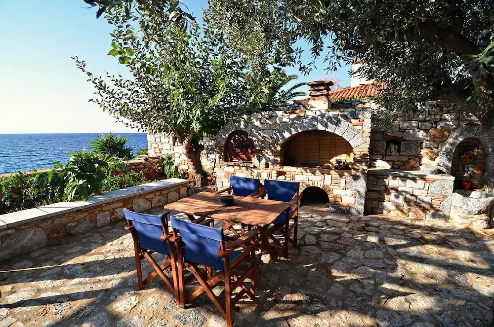 Sofia Limeni Seafront