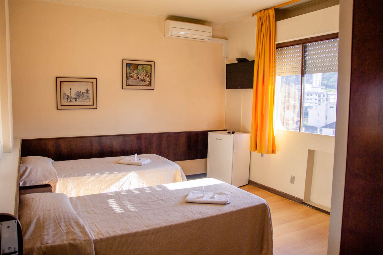 Hotel Letto Caxias