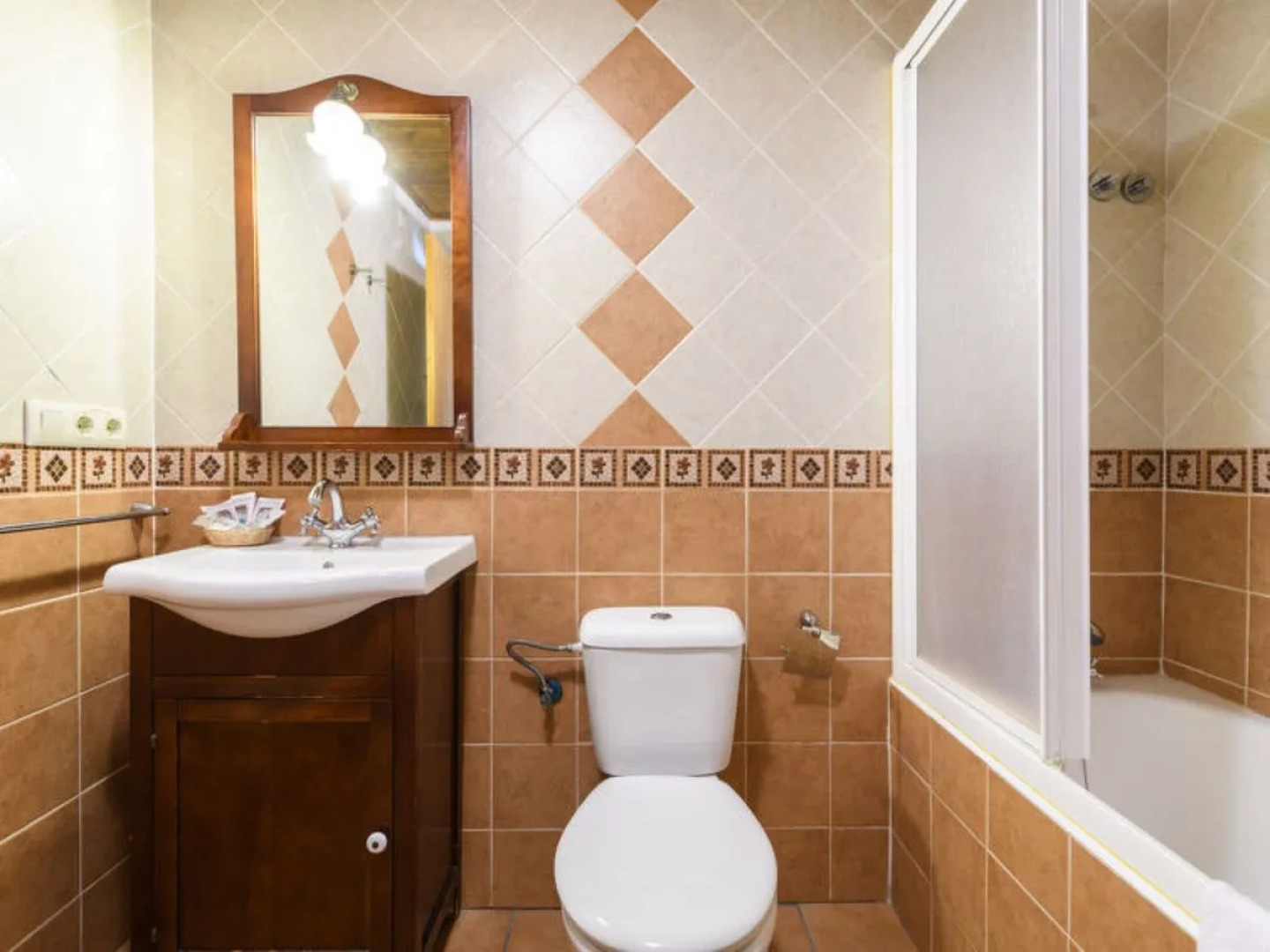 House Angelita Olocau del Rey 13406