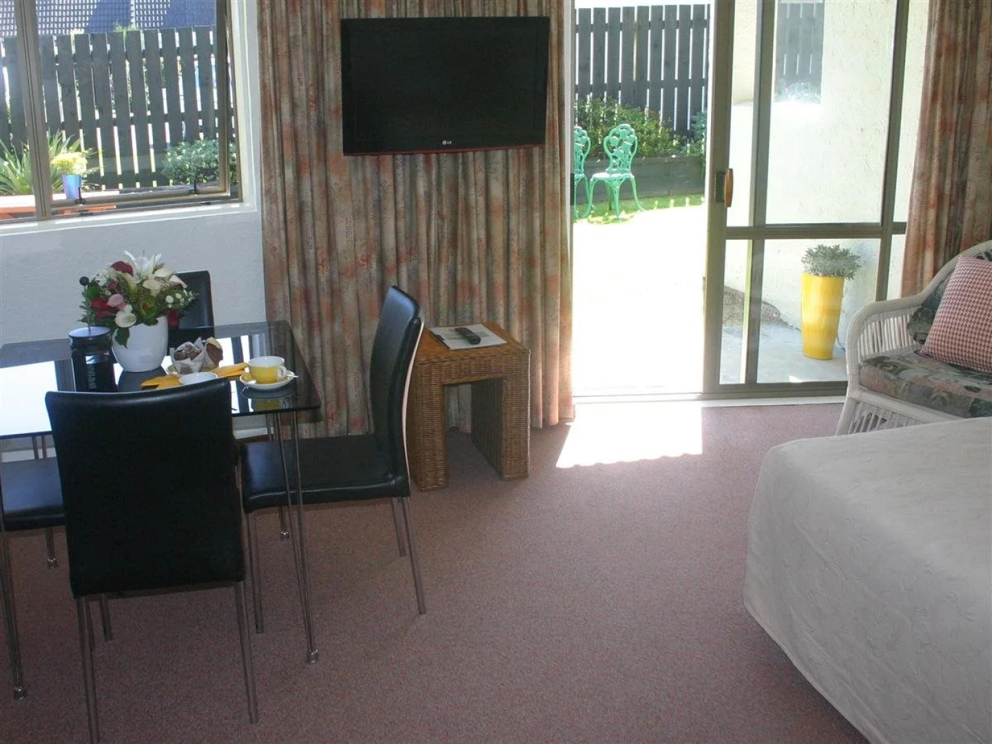Mana Motel
