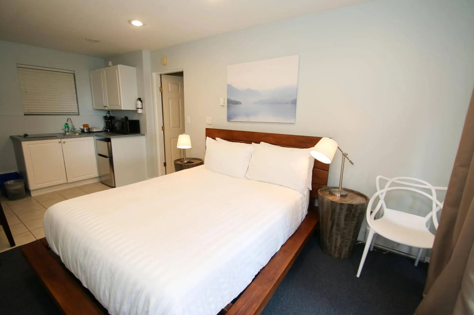 Duffin Cove Oceanfront Lodging