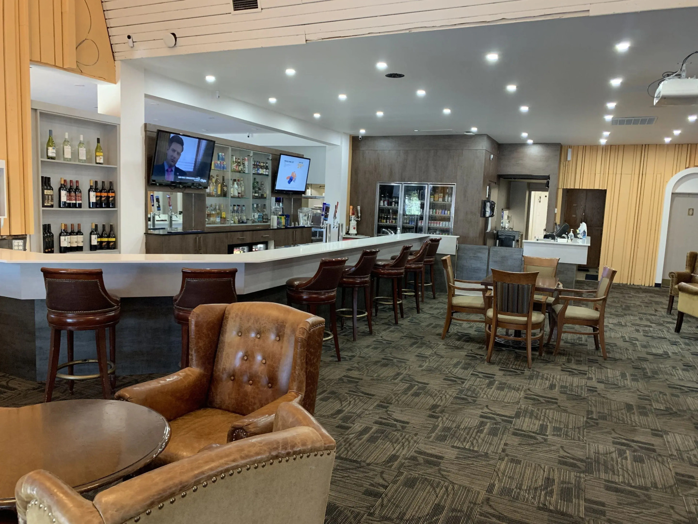 Medicine Hat Inn & Suites