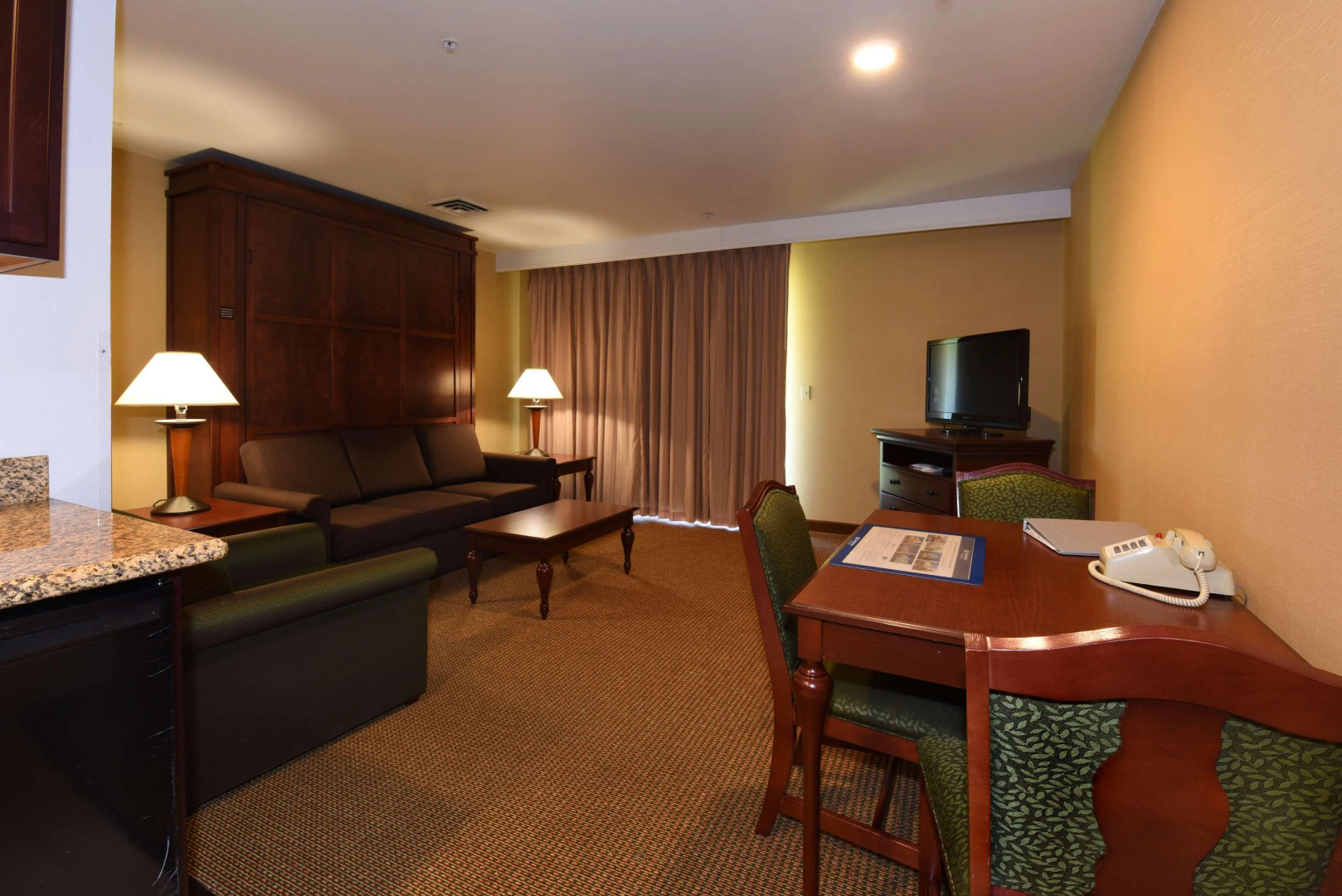 Best Western Plus Ahtanum Inn