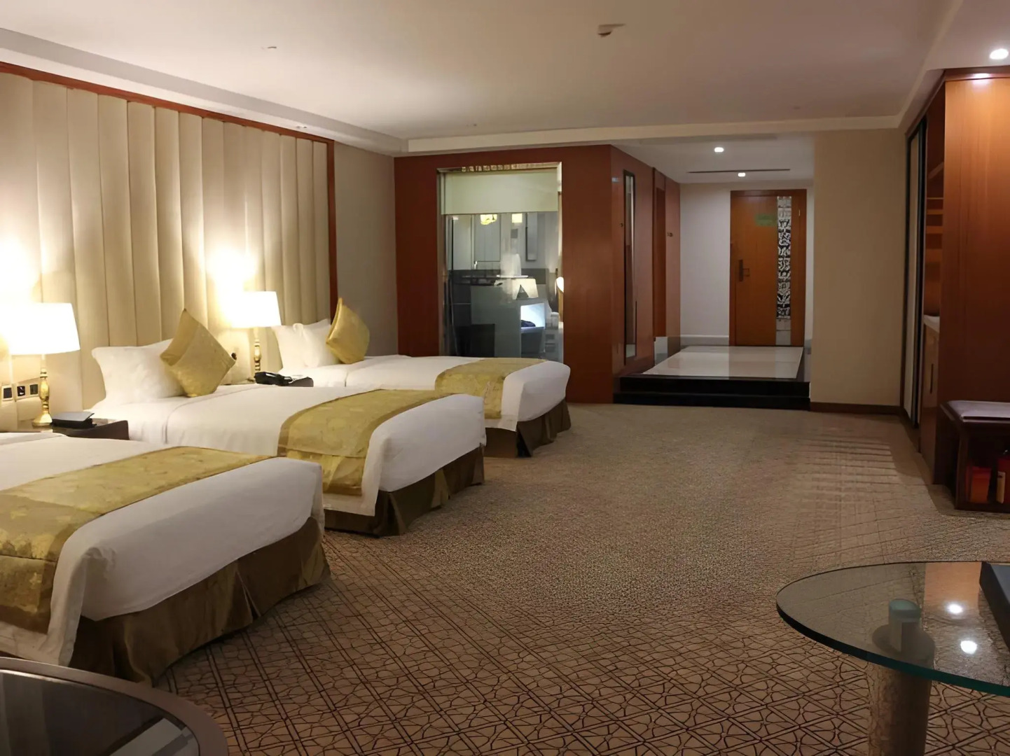 Zhongshan Yihe Grand Hotel