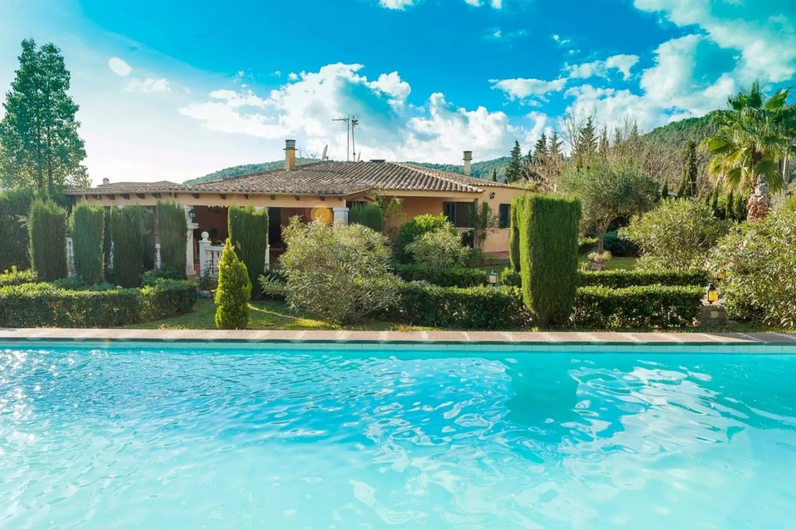 Hibiscus - Villa With Private Pool In Crestatx