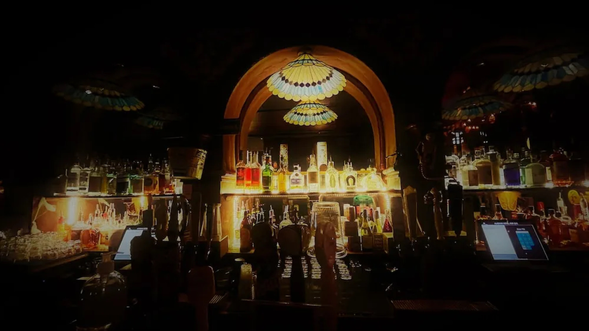 Alaskan Hotel and Bar