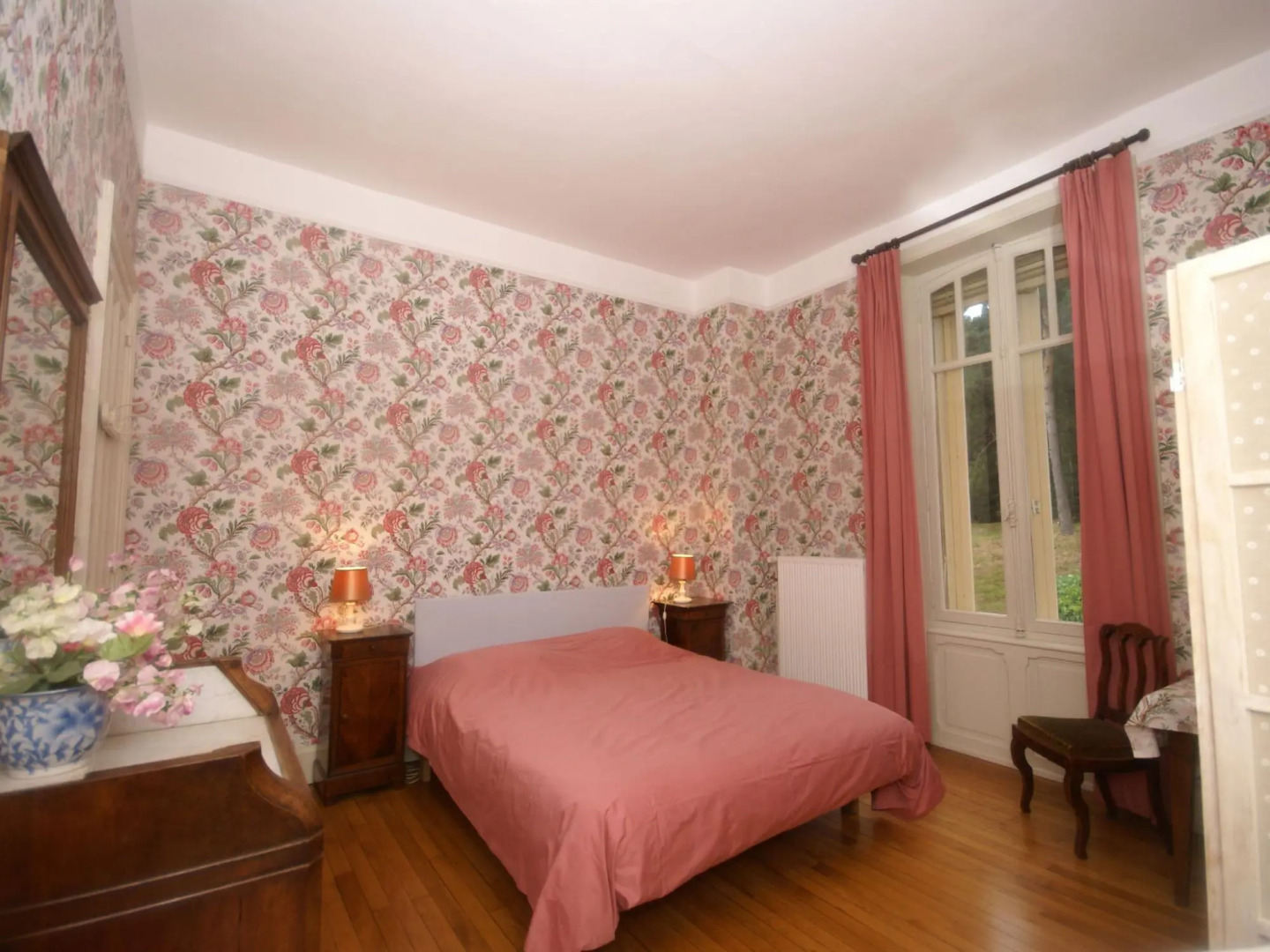 Delightful Mansion in Vecoux With Garden