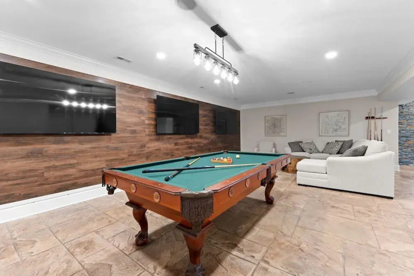 Sunset Pointe by Avantstay Waterfront Beach Fire Pit Sleeps 14 5bdr 4BA