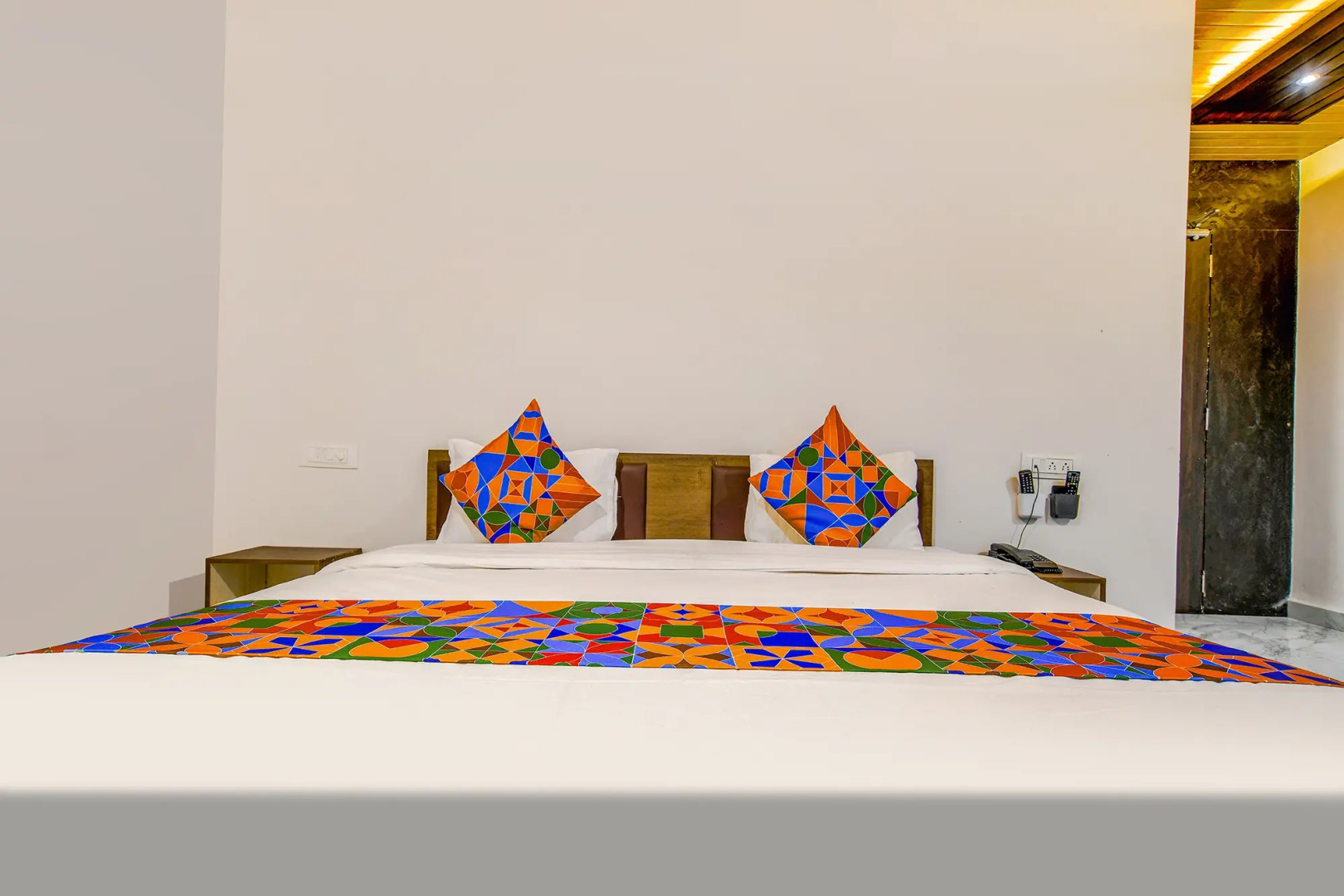 Fabhotel Celebrate Inn