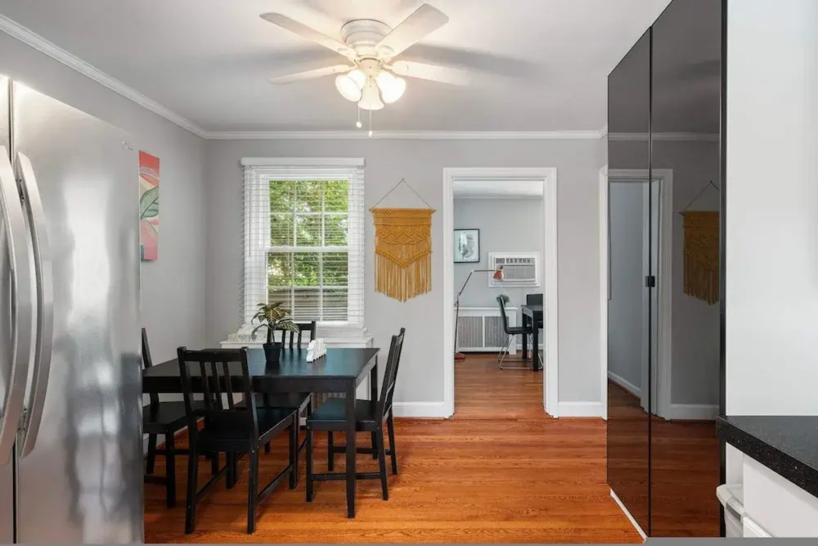 Charming Townhouse Retreat by Cozysuites