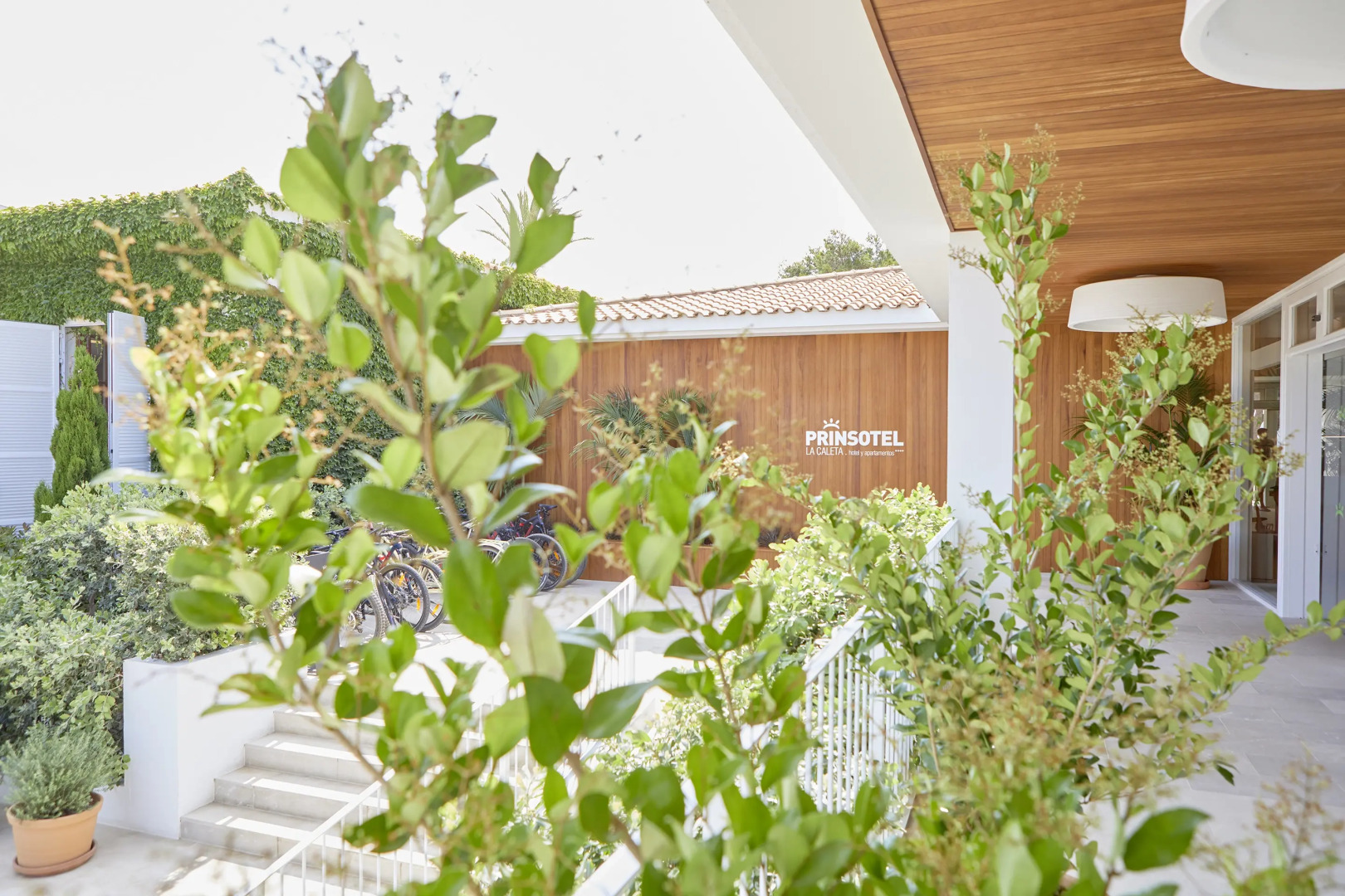 Prinsotel La Caleta Hotel And Apartments