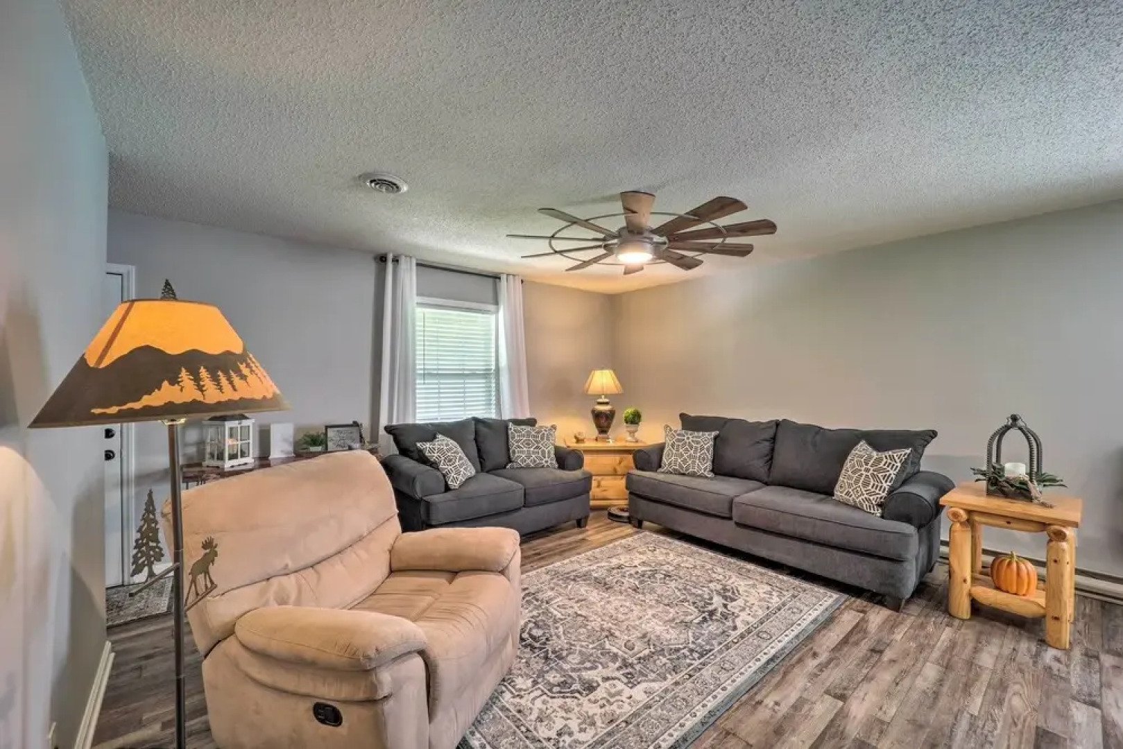 Deep Gap Cottage w/ Fire Pits - Hike & Ski!