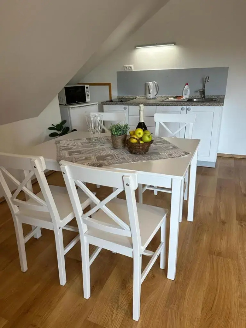 Pension/Apartments Kúria na Táloch