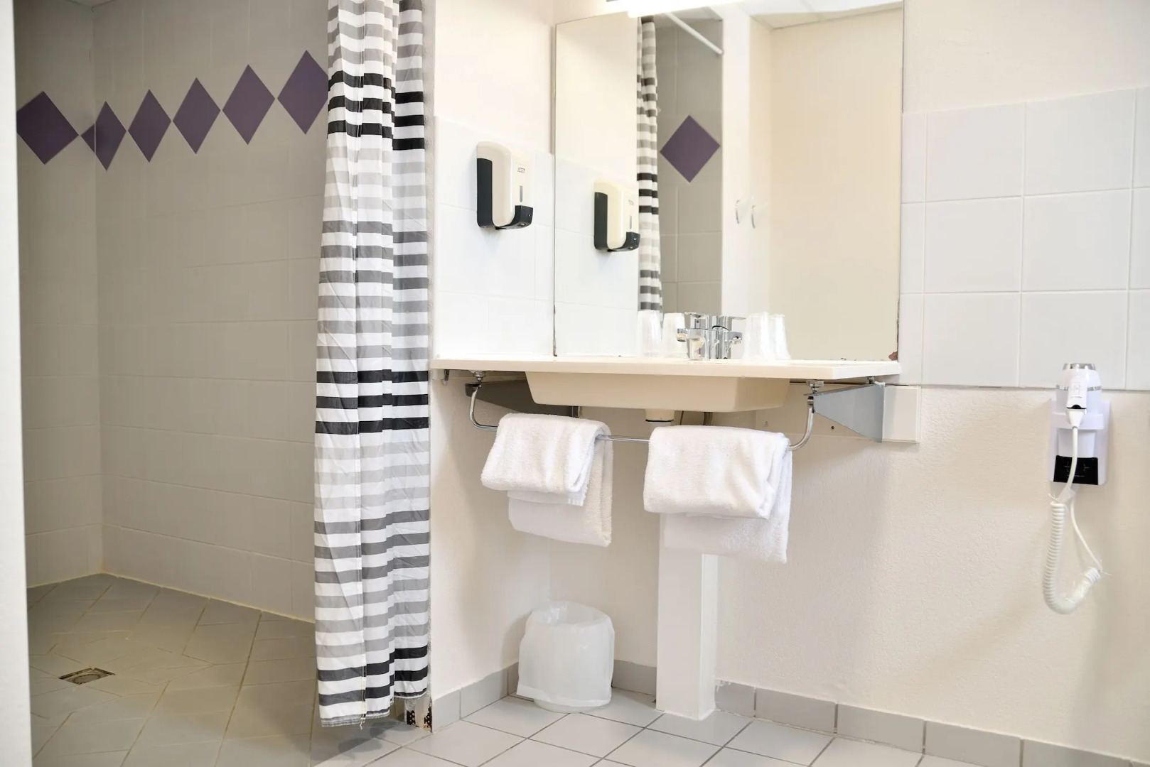 Cit'Hotel Restaurant Bowling de Millau